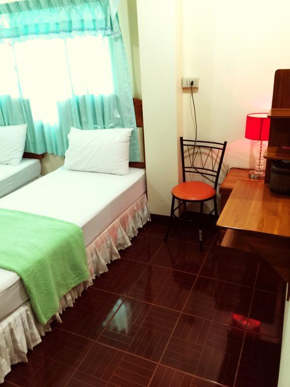 J-Safe Guesthouse Sukhothai Buitenkant foto