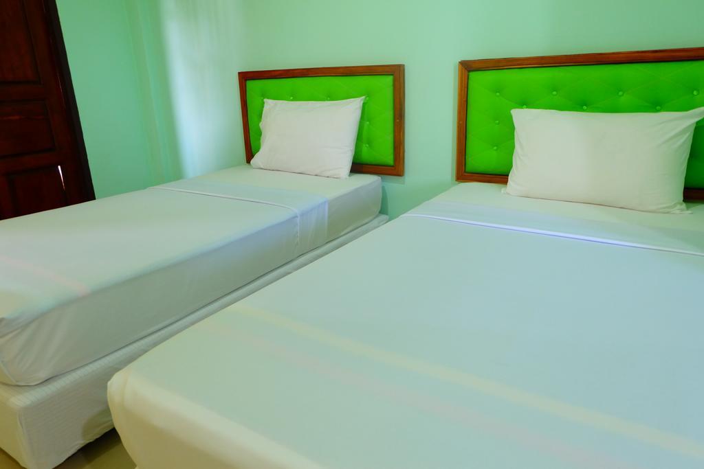 J-Safe Guesthouse Sukhothai Buitenkant foto