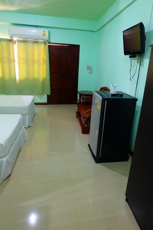 J-Safe Guesthouse Sukhothai Buitenkant foto